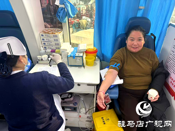 平輿縣射橋鎮(zhèn)：奉獻(xiàn)熱血顯擔(dān)當(dāng) 傳遞愛心聚力量